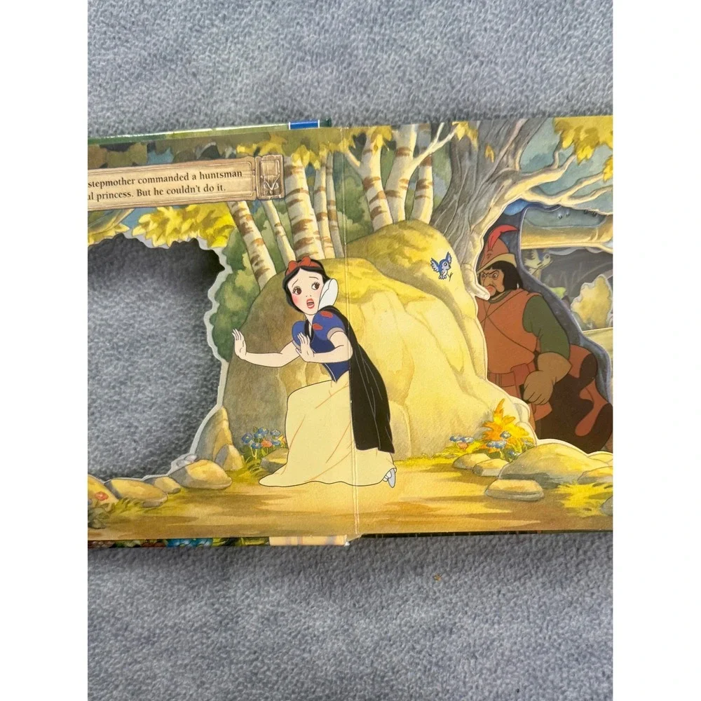 Vintage 1994 Disney Mouse Work Snow White's Escape Slide-N-Show Board Book Bluth